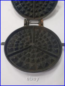 Antique W. Resor & Co Cast Iron Waffle Iron 1870s Stove Top Cincinnati OH
