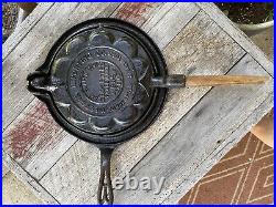 Antique Western Importing Cast Iron Rosette Heart Shaped Waffle Iron 999/981