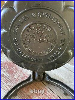 Antique Western Importing Cast Iron Rosette Heart Shaped Waffle Iron 999/981