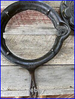 Antique Western Importing Cast Iron Rosette Heart Shaped Waffle Iron 999/981