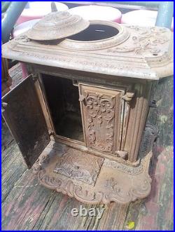 Antique Wood Burning Stove Richardson Co Portland ME Cast Iron