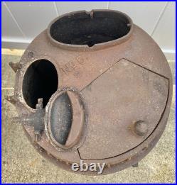Antique coal burner stove Cast Iron Stove royal manufacturing Company