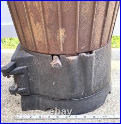Antique coal burner stove Cast Iron Stove royal manufacturing Company
