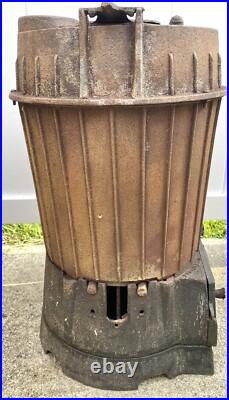 Antique coal burner stove Cast Iron Stove royal manufacturing Company