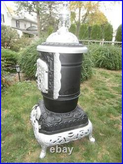 Antique parlor stove Hutch cast iron coal pot belly Summit Foundry Geneva NY