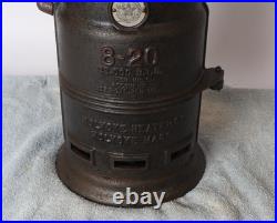 Antique rare 8-20 Holyoke Farm Kerosene Cast Iron Water Heater