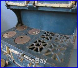 BLUE BIRD ORIGINAL OLD CAST IRON TOY COOK STOVE, With FRY PAN & COAL HOD, ON SALE