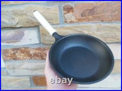BSR Birmingham Stove & Range Lady Bess Con Brio Cast Iron Omelet Pan 70-H-1
