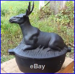 Beautiful Cast Iron Dutch Oven Style Lying Moose Stove Top Steamer Humidifier