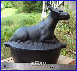 Beautiful Cast Iron Dutch Oven Style Lying Moose Stove Top Steamer Humidifier
