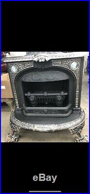 Beautiful & Very Rare American Fireside Cast Iron Fireplace/Parlor Stove