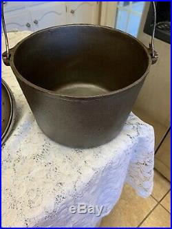 Birmingham Stove And Range Cast Iron #8 Flat Bottom Pot With Lid