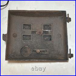 Boynton's Newport Antique Coal / Wood Fired Kitchen Stove 28 Door Cast Iron Old