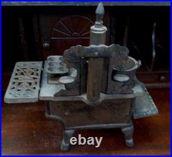 CRESCENT Vintage Large Cast Iron Wood Stove Pots Pans Salesman Sample Toy CRESCENT Vintage Large Cast Iron Wood Stove Pots Pans Salesman Sample Toy