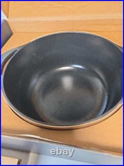Caraway 6.5qt Round Cast Iron Dutch Oven Midnight (Blue)