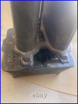 Cast Iron Game Jr no. 2 Kerosene Iron Heater Stove With Double Burner