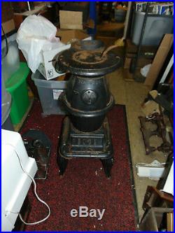 Cast Iron Pot Belly Stove UMCO Model 210 Wood-Coal Stove Coal 29 Inches tall