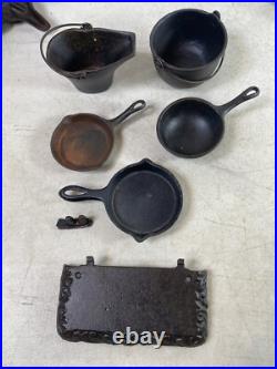 Cast Iron Salesman Sample Stove Crescent 2E84