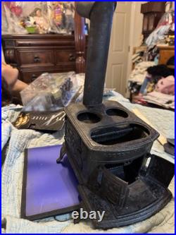 Cast iron antique salesman sample stove Little Fanny Philadelphia Rare Miniature