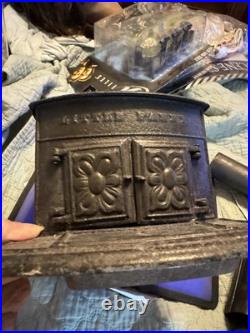 Cast iron antique salesman sample stove Little Fanny Philadelphia Rare Miniature