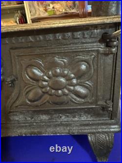 Cast iron antique salesman sample stove Little Fanny Philadelphia Rare Miniature