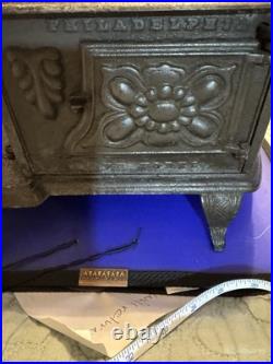 Cast iron antique salesman sample stove Little Fanny Philadelphia Rare Miniature