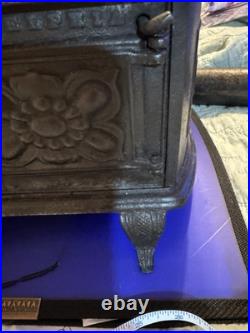 Cast iron antique salesman sample stove Little Fanny Philadelphia Rare Miniature