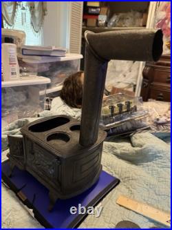 Cast iron antique salesman sample stove Little Fanny Philadelphia Rare Miniature