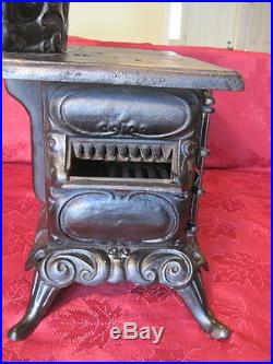 Child's Heavy 60 lb. Cast Iron Stove Marked Favorite Probable Repro