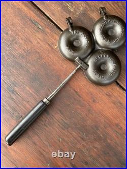 Cloverleaf Cast Iron Doughnut Maker