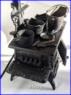 Crescent 1950s Cast Iron Stove Table Lamp w ALL Accessories Vintage Works