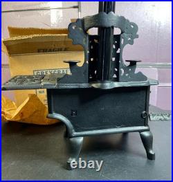 Crescent Stove by Greycraft Miniature Cast Iron Range Vintage New old stock #18