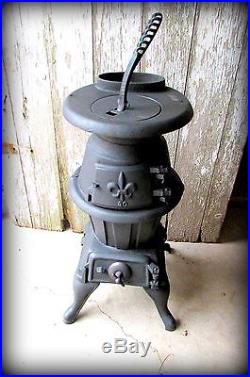 Cute Majestic Small Cast Iron Pot Belly Stove! Take a LOOK! Saleman Sample