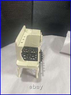 Dollhouse Miniature Cast Iron Metal Kitchen Scale 112 Stove Sink Refrigerator Dollhouse Miniature Cast Iron Metal Kitchen Scale 112 Stove Sink Refrigerator