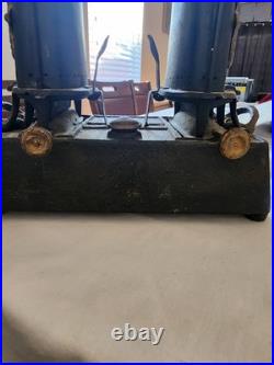 Double Burner Antique 1800s Cast Iron Kerosene Oil Camp Stove Heater Sad Iron Double Burner Antique 1800s Cast Iron Kerosene Oil Camp Stove Heater Sad Iron