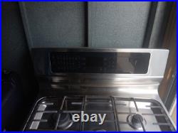 Electrolux gas range, model ew30gf65gsa