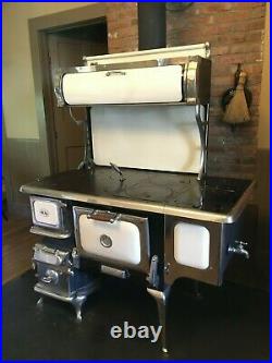 Elmira Stove Works Oval Wood Fired Cook Stove