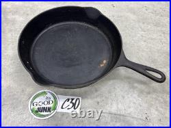 Erie #9 Cast Iron Skillet Withheat Ring & Star