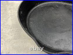 Erie #9 Cast Iron Skillet Withheat Ring & Star