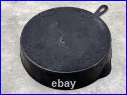 Erie #9 Cast Iron Skillet Withheat Ring & Star