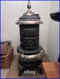 Extremely Rare Antique Beckwith SideWinder Round Oak Parlor Stove