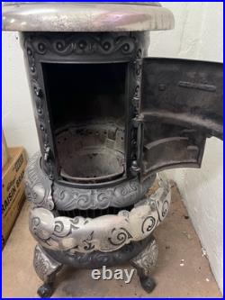 Extremely Rare Antique Beckwith SideWinder Round Oak Parlor Stove