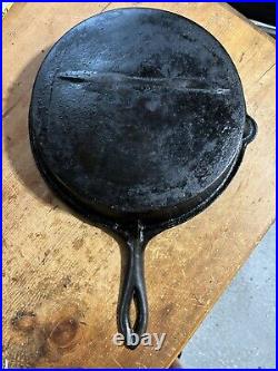 Fancy Handle 1800's Cast Iron Skillet Pan With Tulip Handle & Gate Mark 11