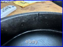 Fancy Handle 1800's Cast Iron Skillet Pan With Tulip Handle & Gate Mark 11