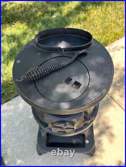 Great Western Stove Co. Vintage Potbelly Wood Stove Round Black Cast Iron