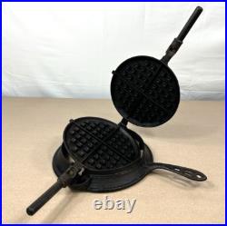 Griswold Cast Iron #8 The American Waffle Iron, Finger Hinge Version Griswold Cast Iron #8 The American Waffle Iron, Finger Hinge Version
