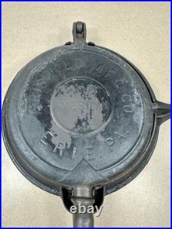 Griswold Cast Iron #8 The American Waffle Iron, Finger Hinge Version Griswold Cast Iron #8 The American Waffle Iron, Finger Hinge Version