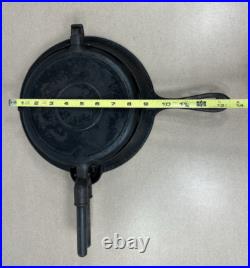 Griswold Cast Iron #8 The American Waffle Iron, Finger Hinge Version Griswold Cast Iron #8 The American Waffle Iron, Finger Hinge Version