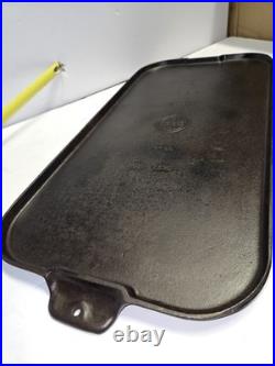 Griswold Cast Iron Griddle 10, No Cracks, clean and flat Griswold Cast Iron Griddle 10, No Cracks, clean and flat