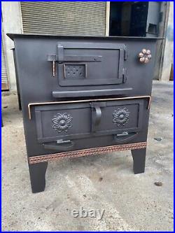 Handmade Oven Stove and Bread Baking Oven, Wood and Charcoal Fired Kitchen Oven